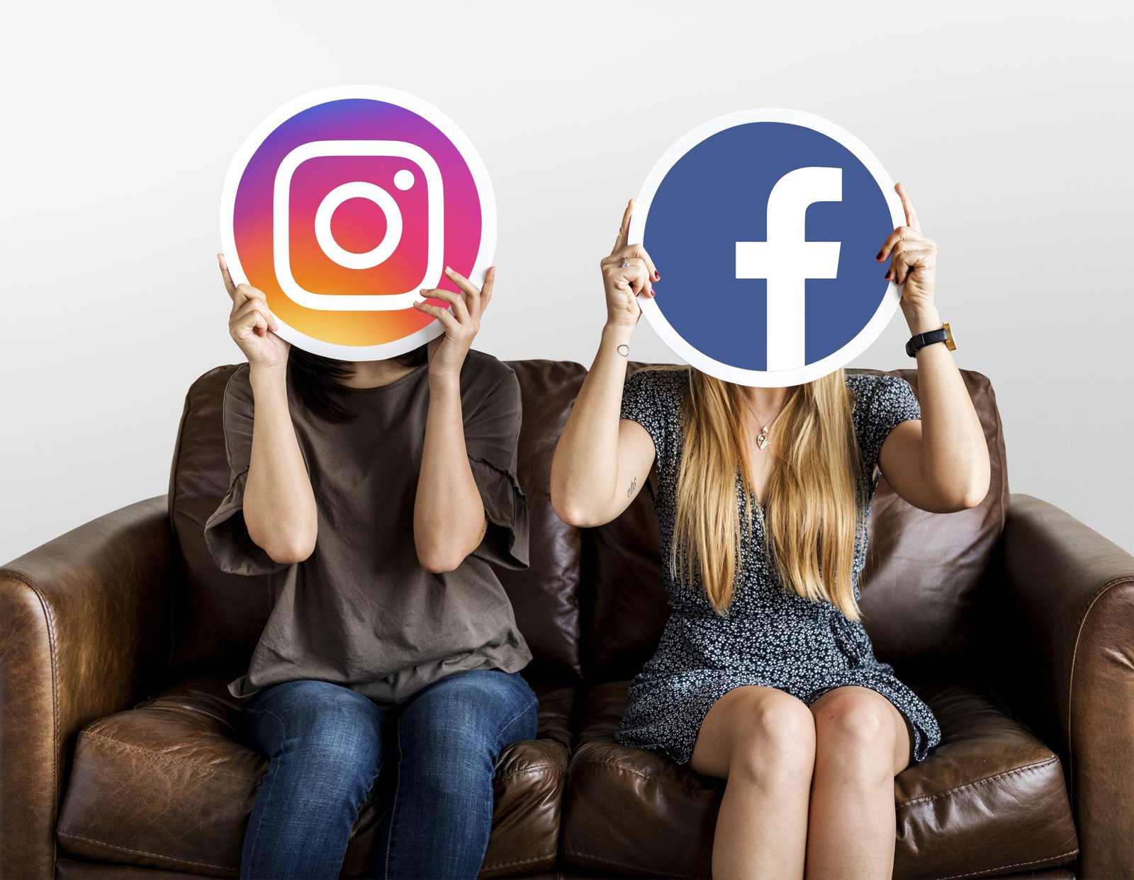 personas iconos redes sociales scaled